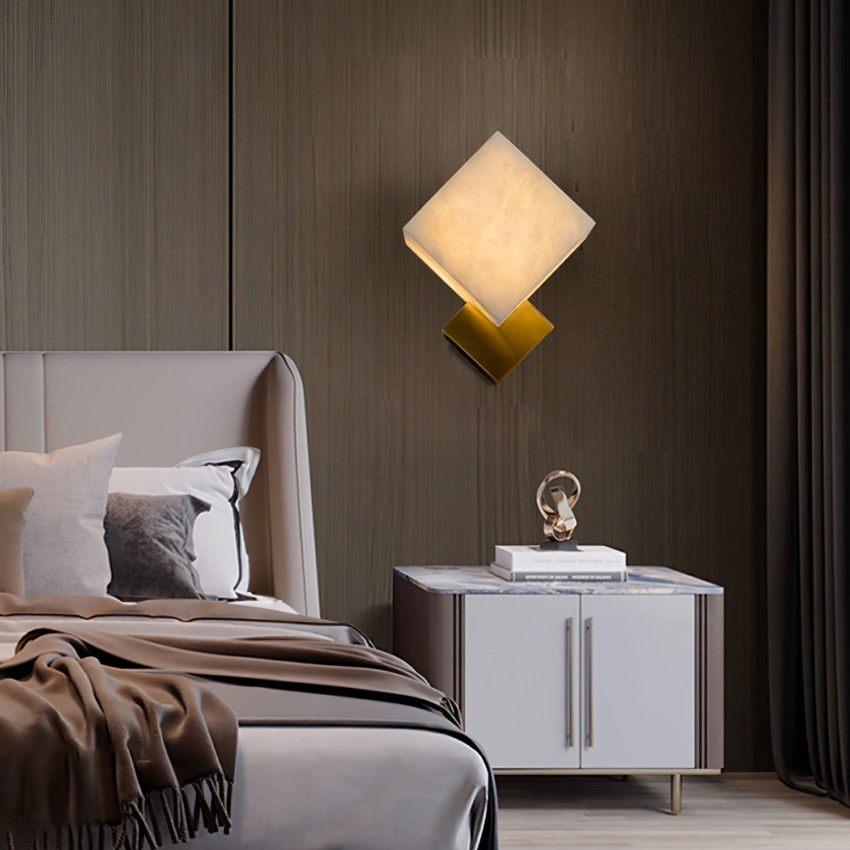 Elsenonna Alabaster Wall Light-Moonnatur