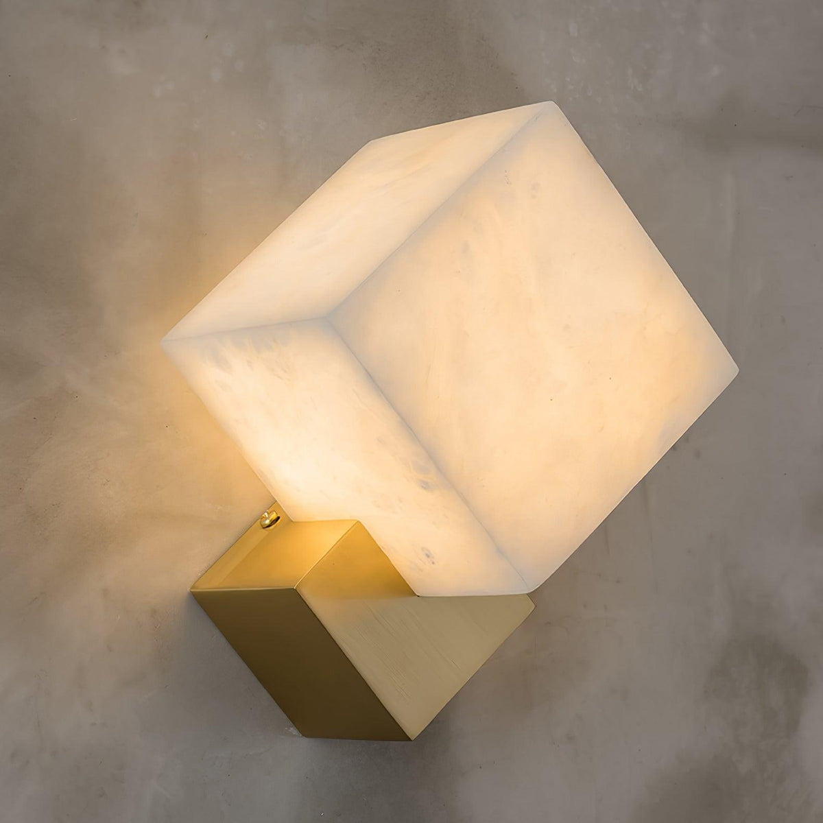 Elsenonna Alabaster Wall Light-Moonnatur