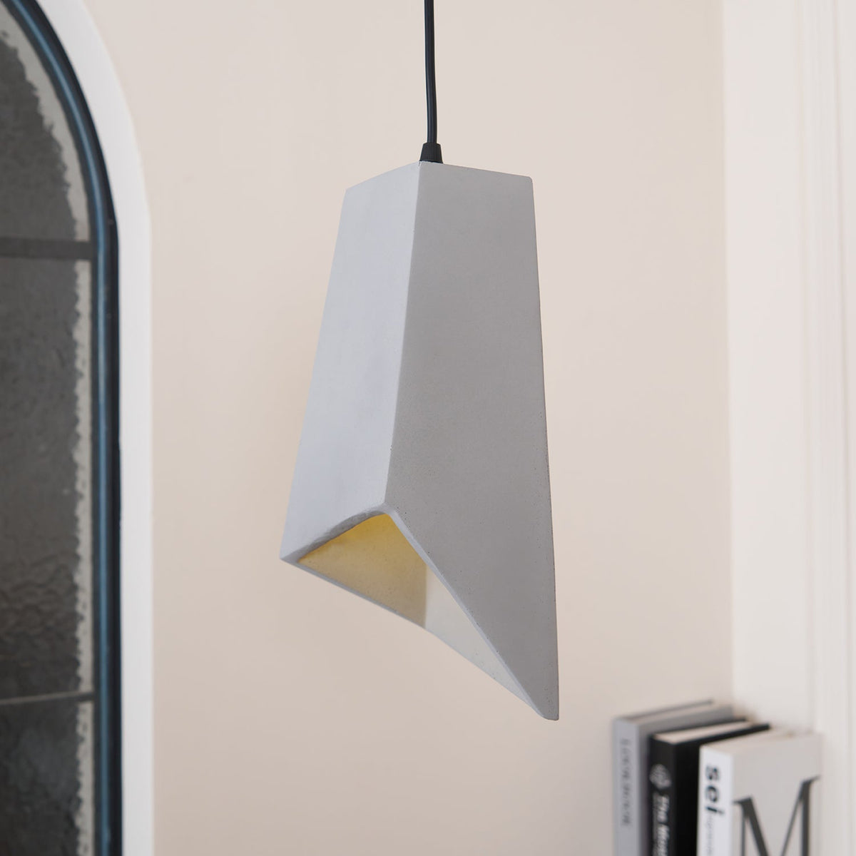 Kardenaria Cement Pendant Light-Moonnatur