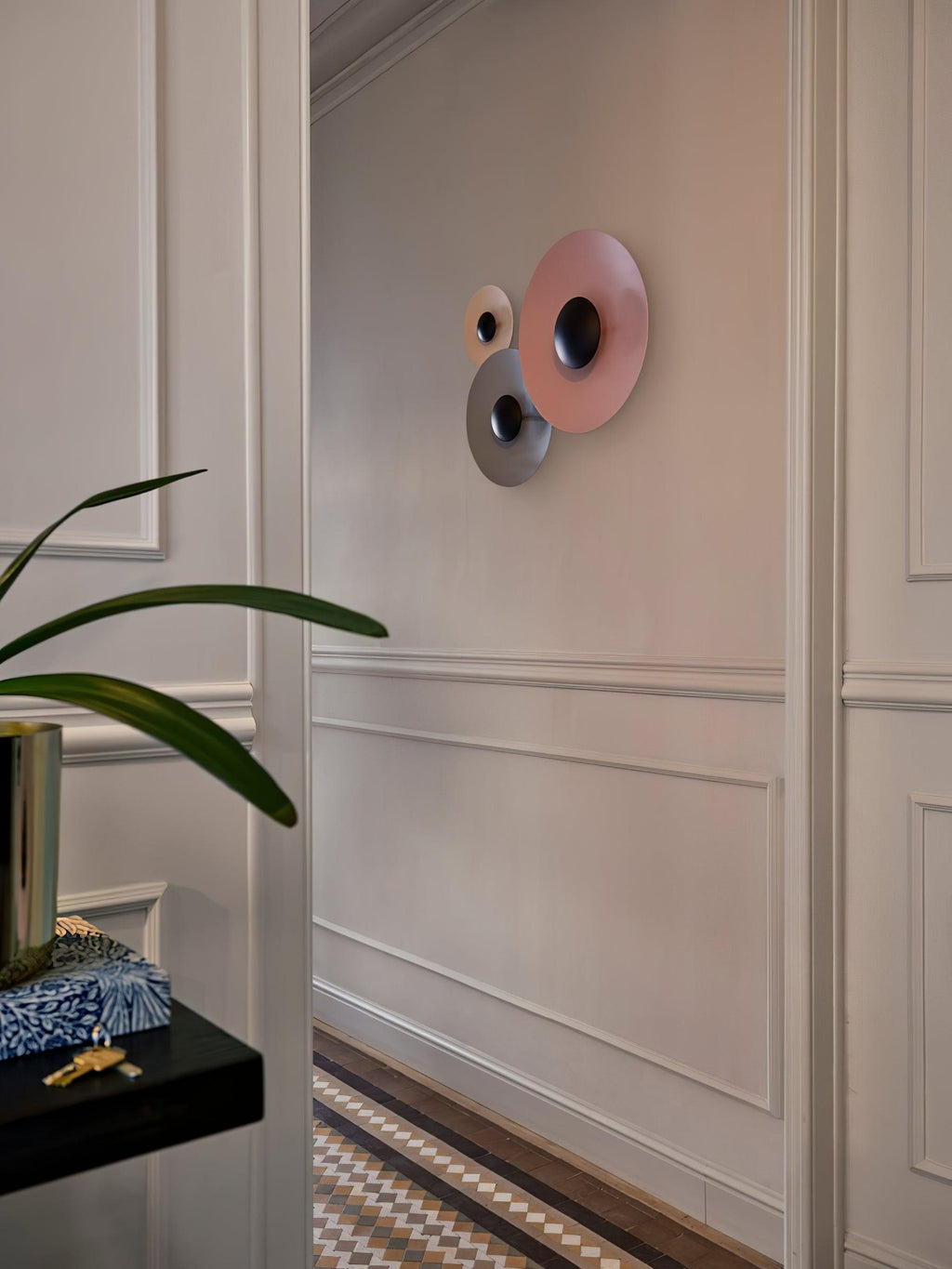 Lorielle Metal Wall Light-Moonnatur