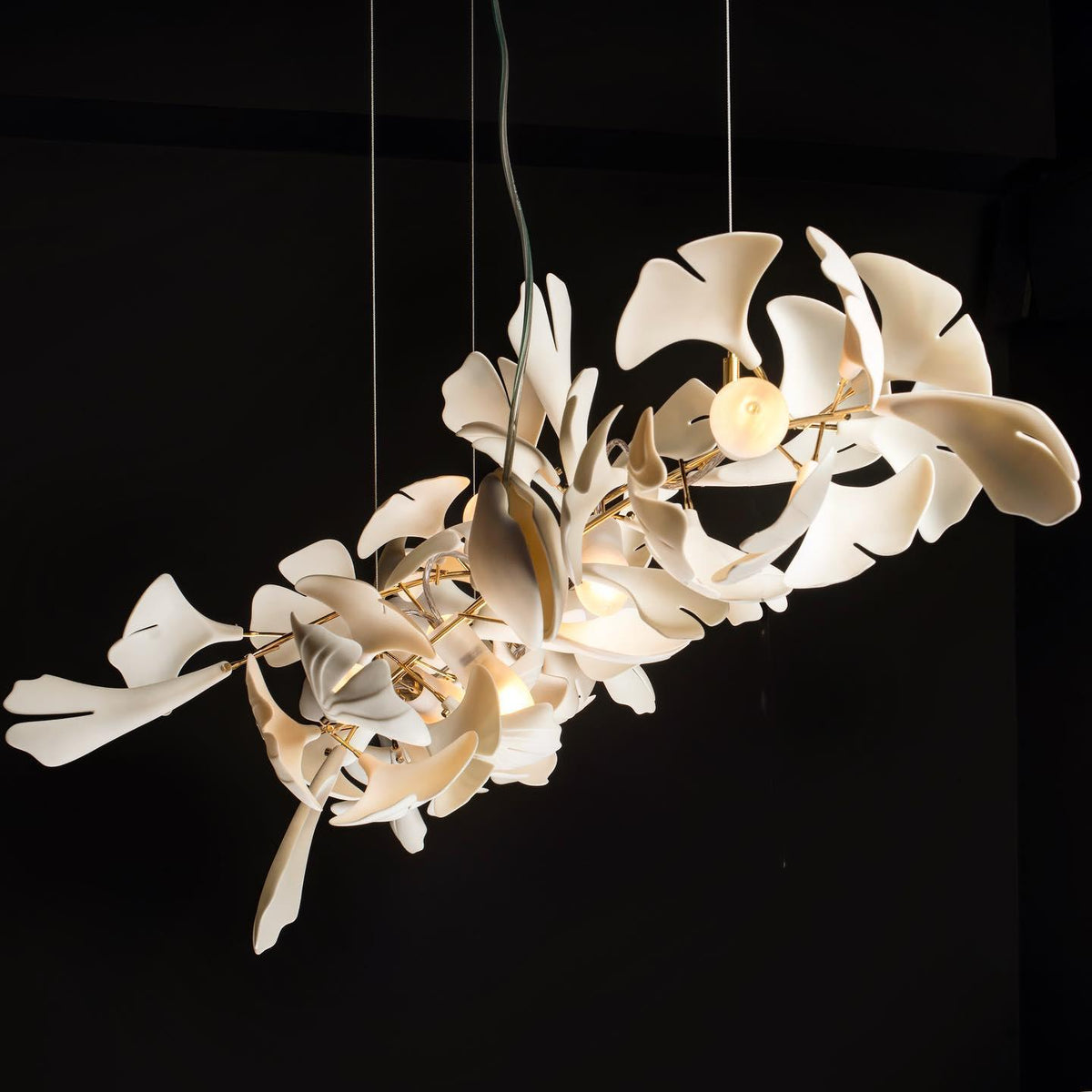 Olyvera Ceramic Chandelier-Moonnatur