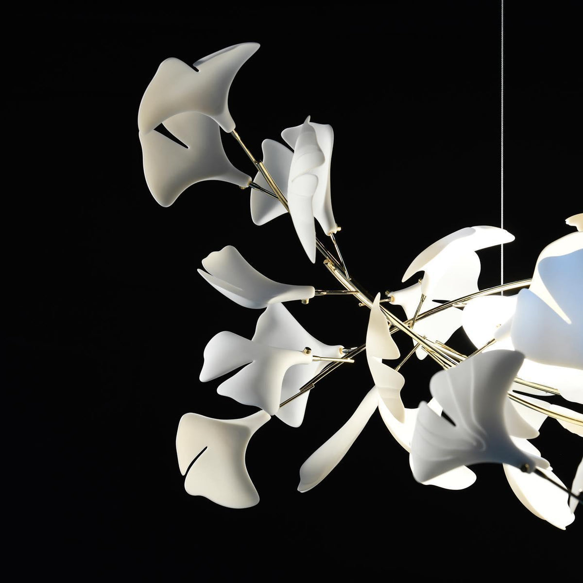 Olyvera Ceramic Chandelier-Moonnatur