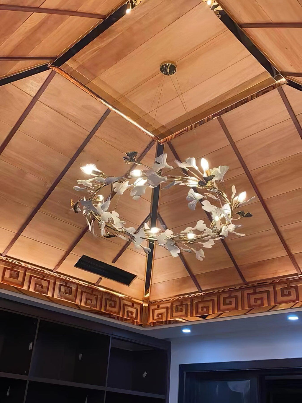 Egloria Ceramic Chandelier-Moonnatur