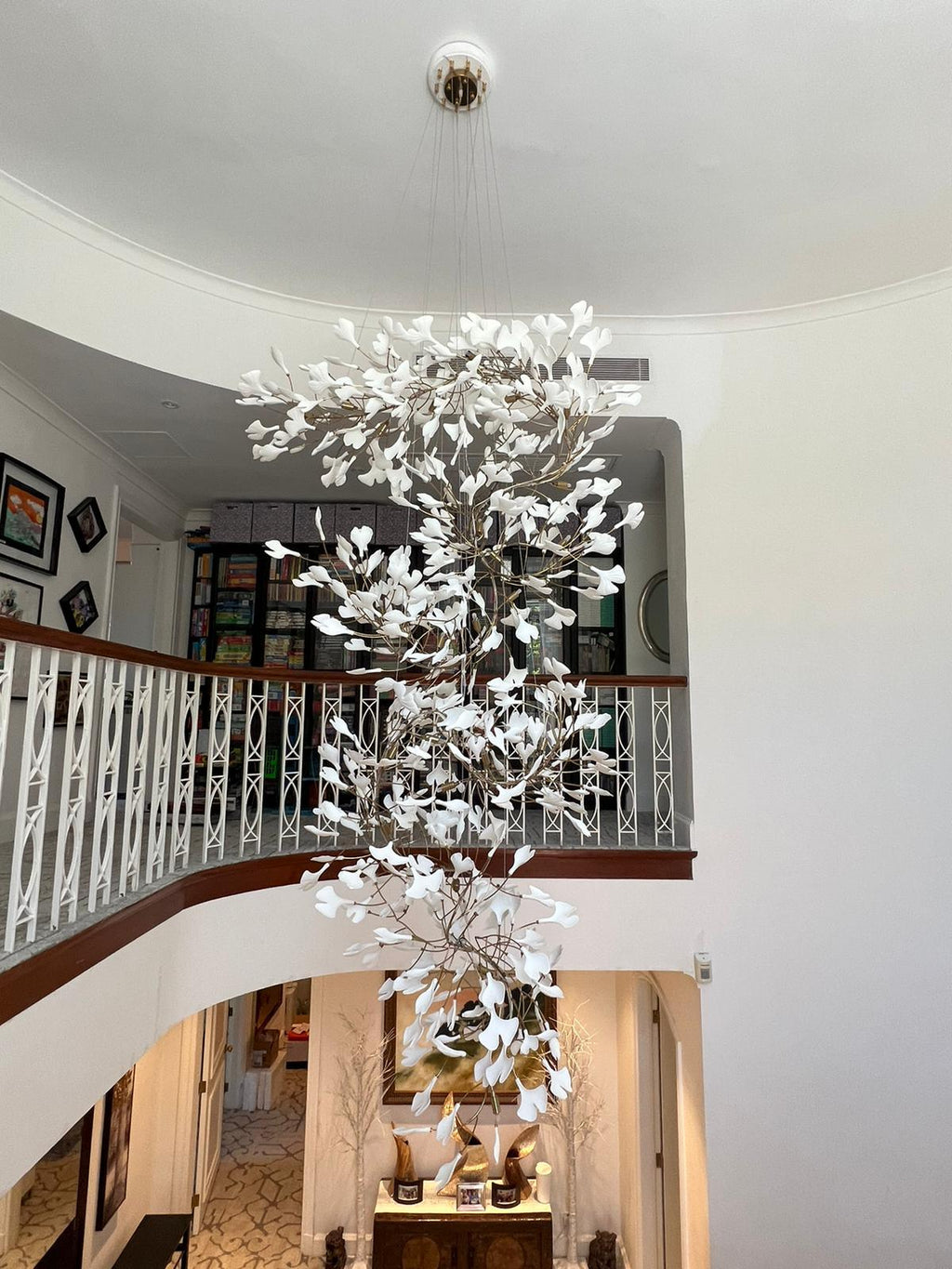 Koralisse Ceramic Chandelier-Moonnatur