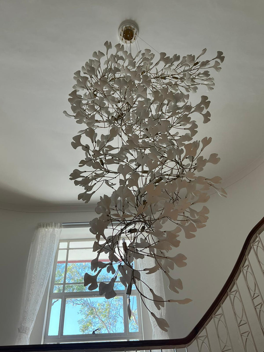 Koralisse Ceramic Chandelier-Moonnatur