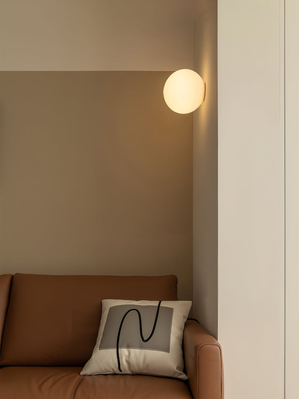 Hazelera Glass Wall Light-Moonnatur