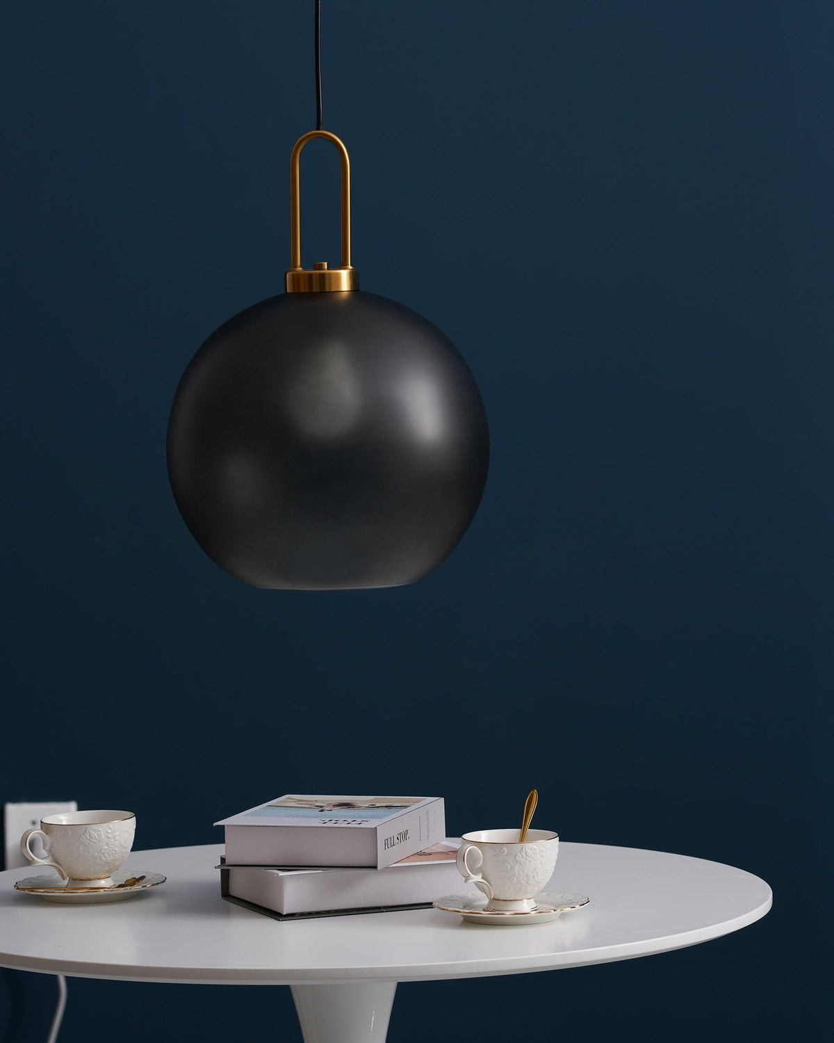 Lyrenina Glass Pendant Light-Moonnatur