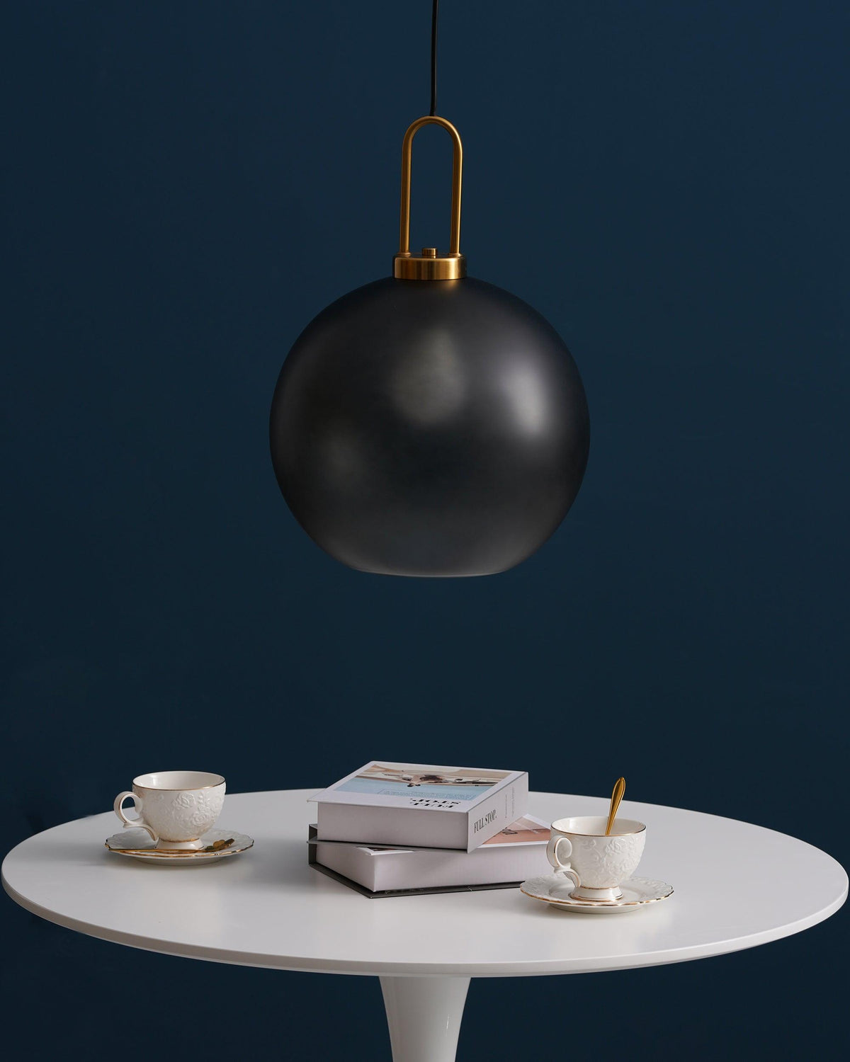 Lyrenina Glass Pendant Light-Moonnatur