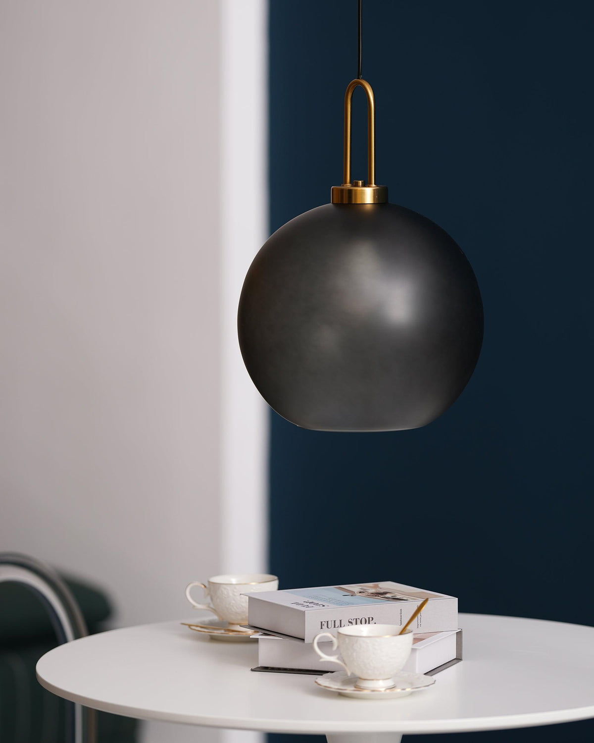 Lyrenina Glass Pendant Light-Moonnatur