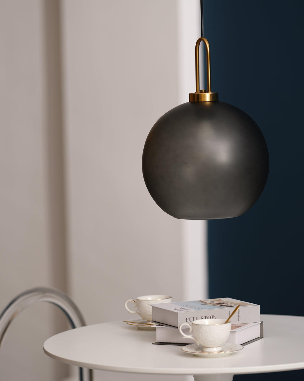 Lyrenina Glass Pendant Light-Moonnatur