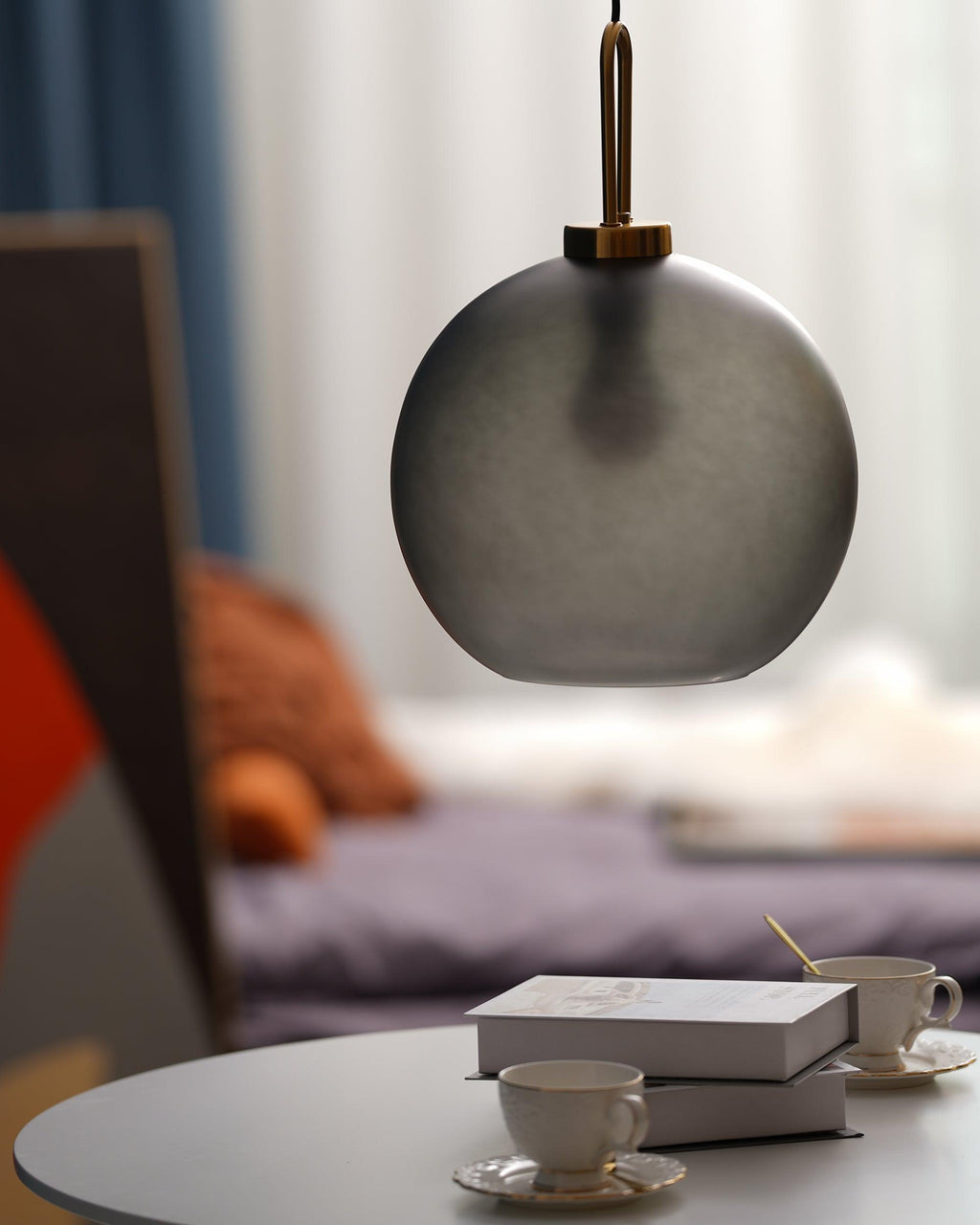 Lyrenina Glass Pendant Light-Moonnatur
