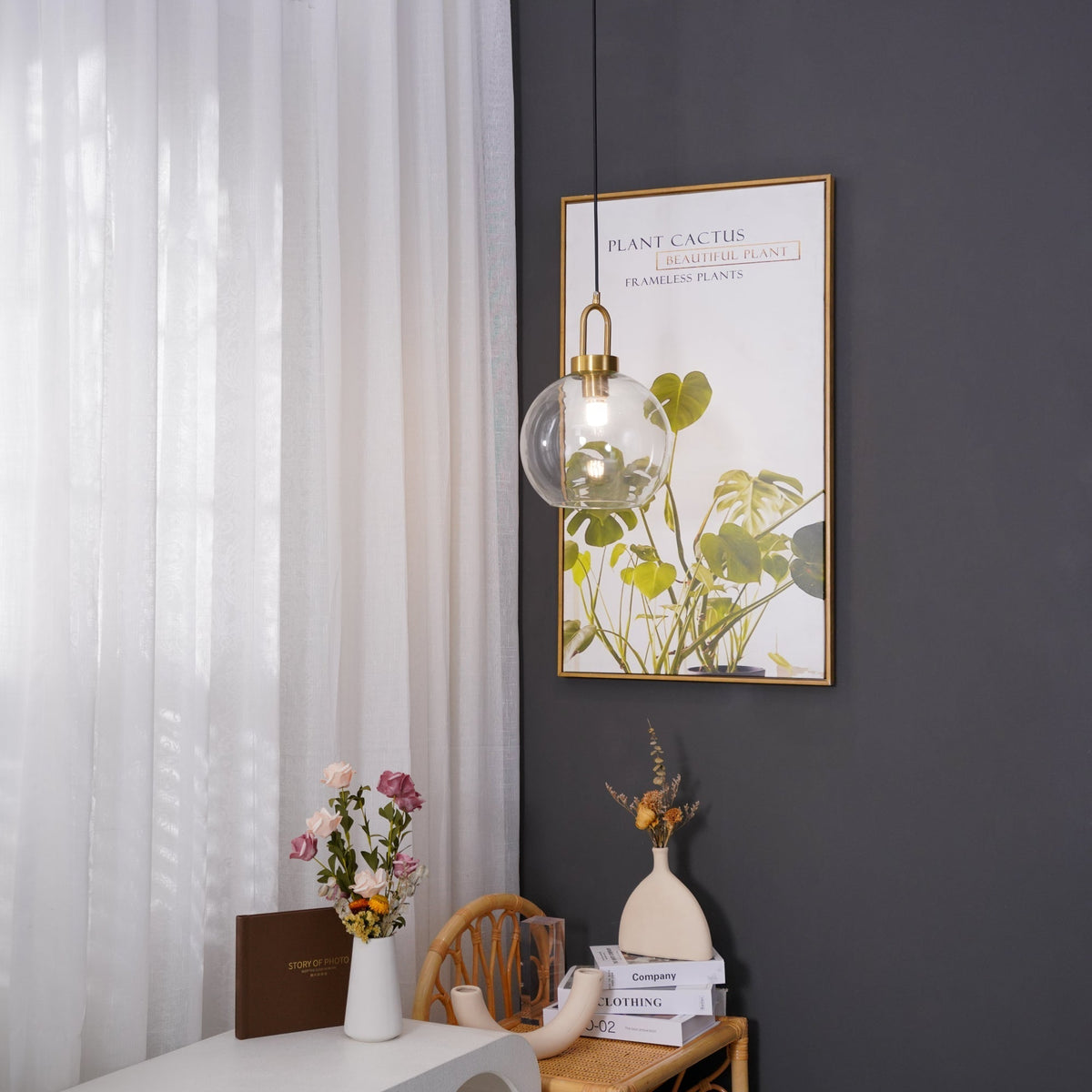 Lyrenina Glass Pendant Light-Moonnatur