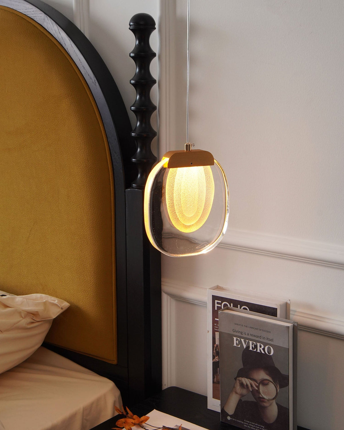 Keldelbrook Glass Pendant Light-Moonnatur