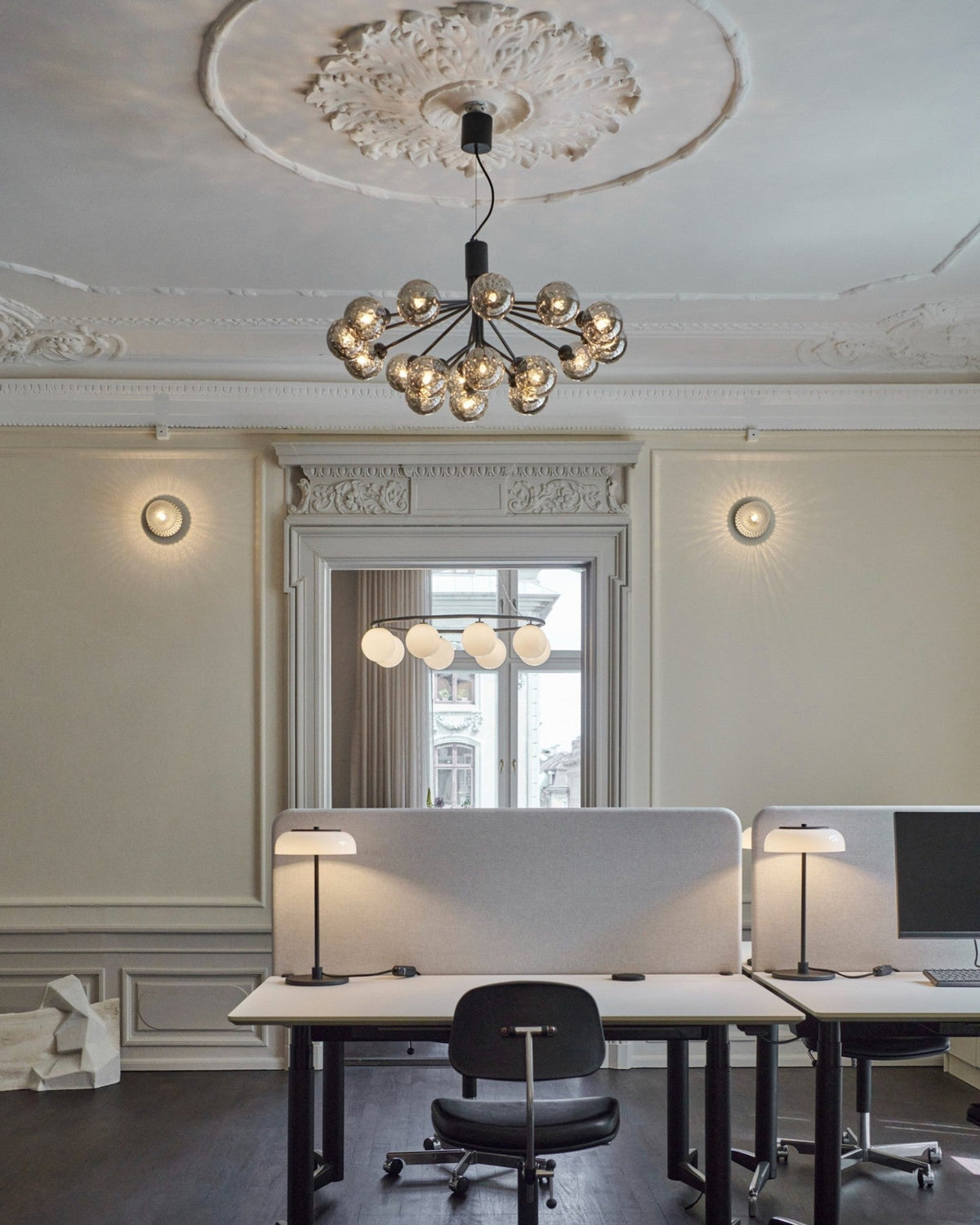 Ivorette Glass Chandelier-Moonnatur