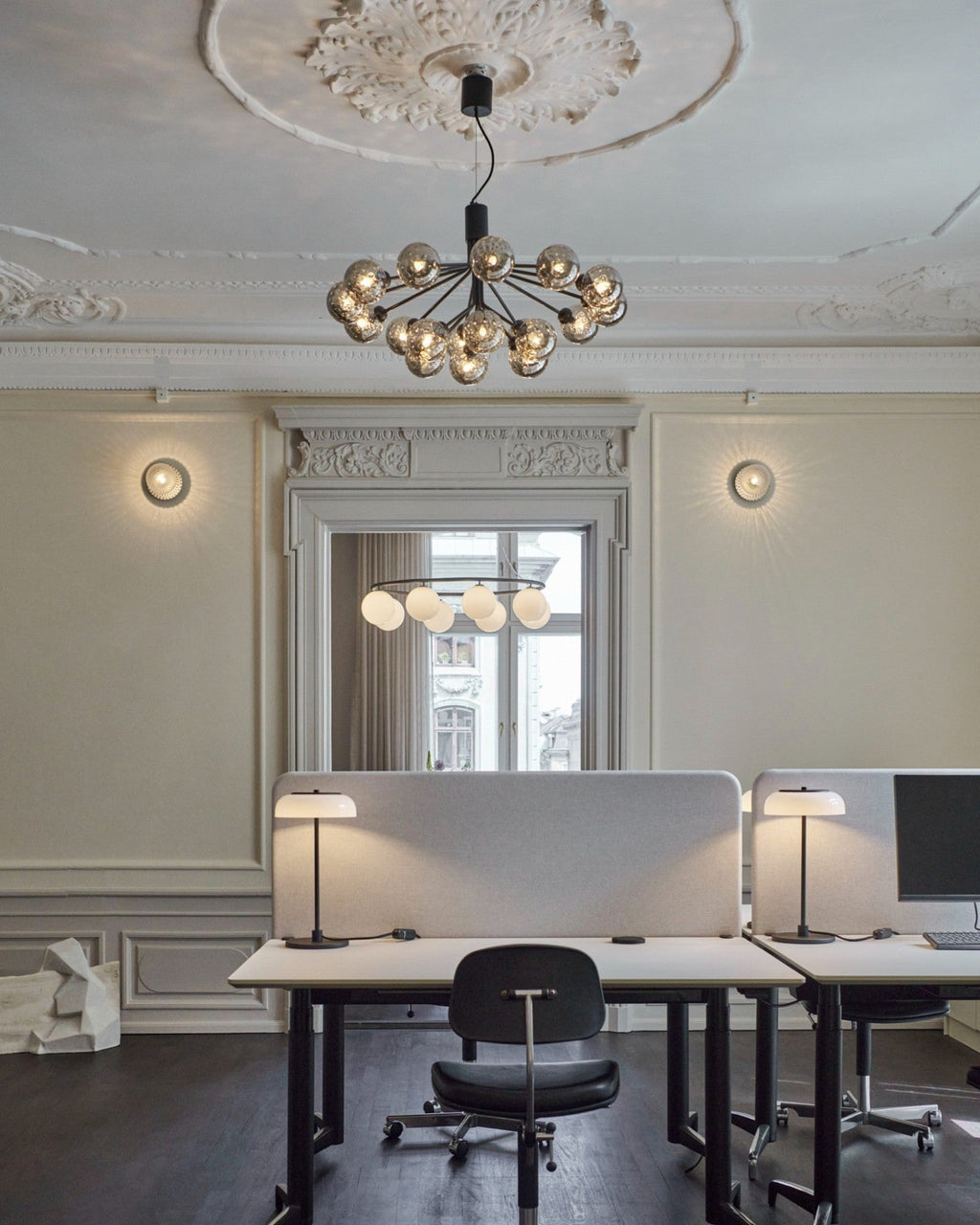 Ivorette Glass Chandelier-Moonnatur
