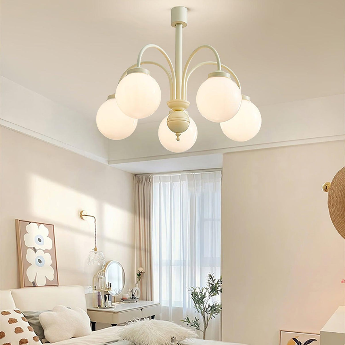 Lindenaria Glass Chandelier-Moonnatur
