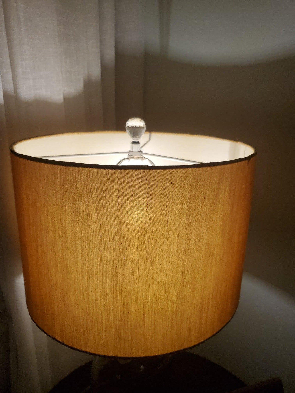 Doranora Crystal Table Lamp-Moonnatur