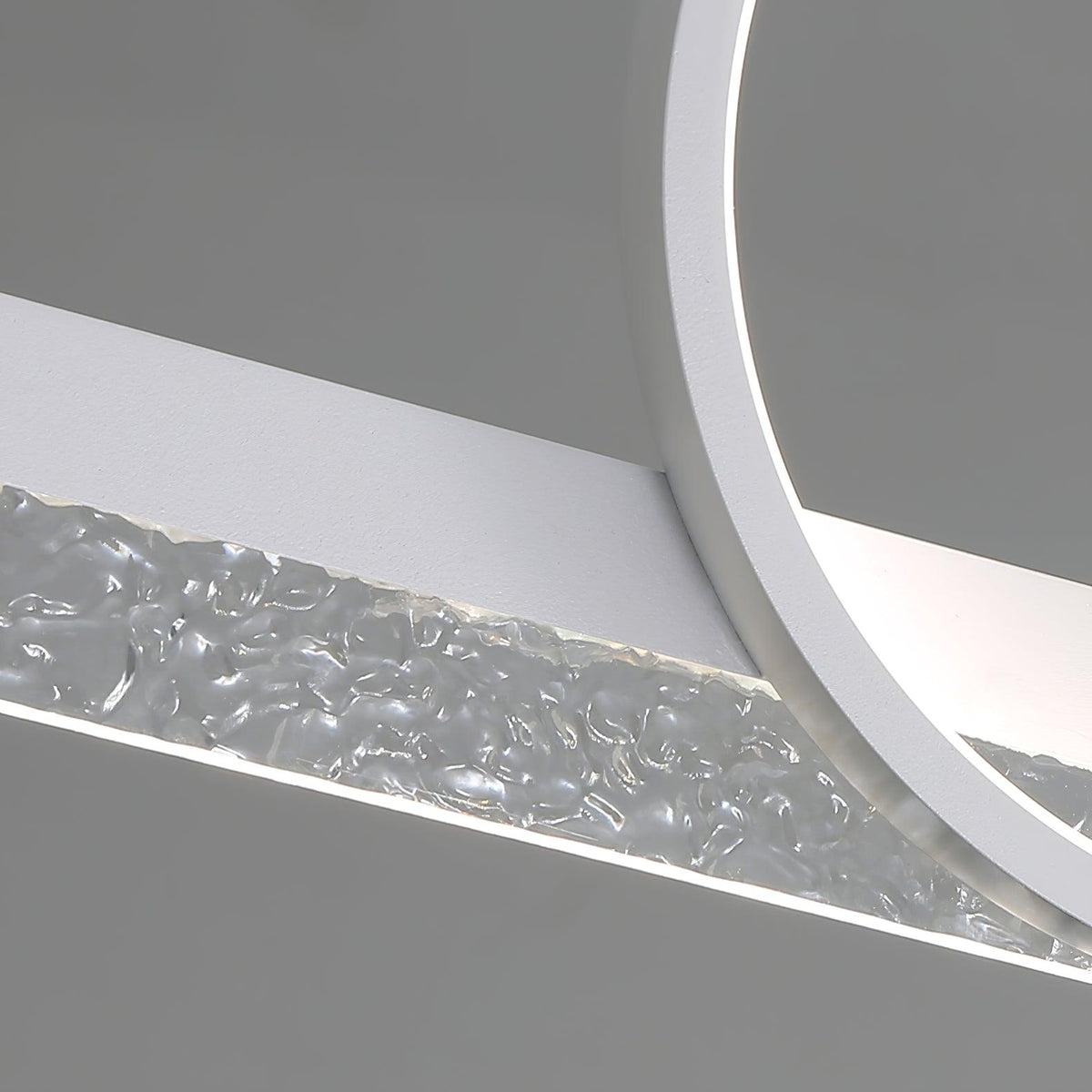 Avonelle Acrylic Pendant Light-Moonnatur
