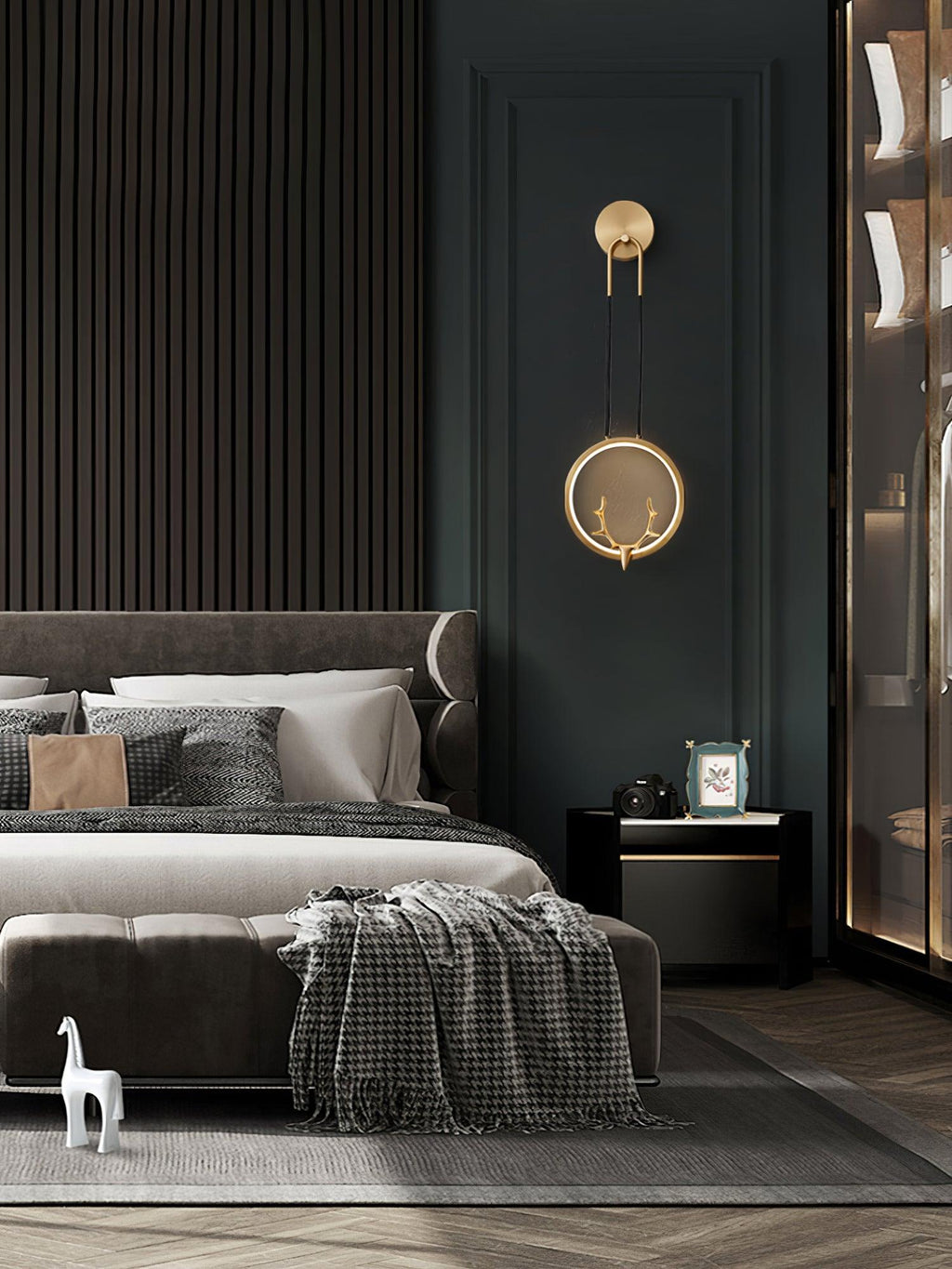 Delavelle Brass Wall Light-Moonnatur
