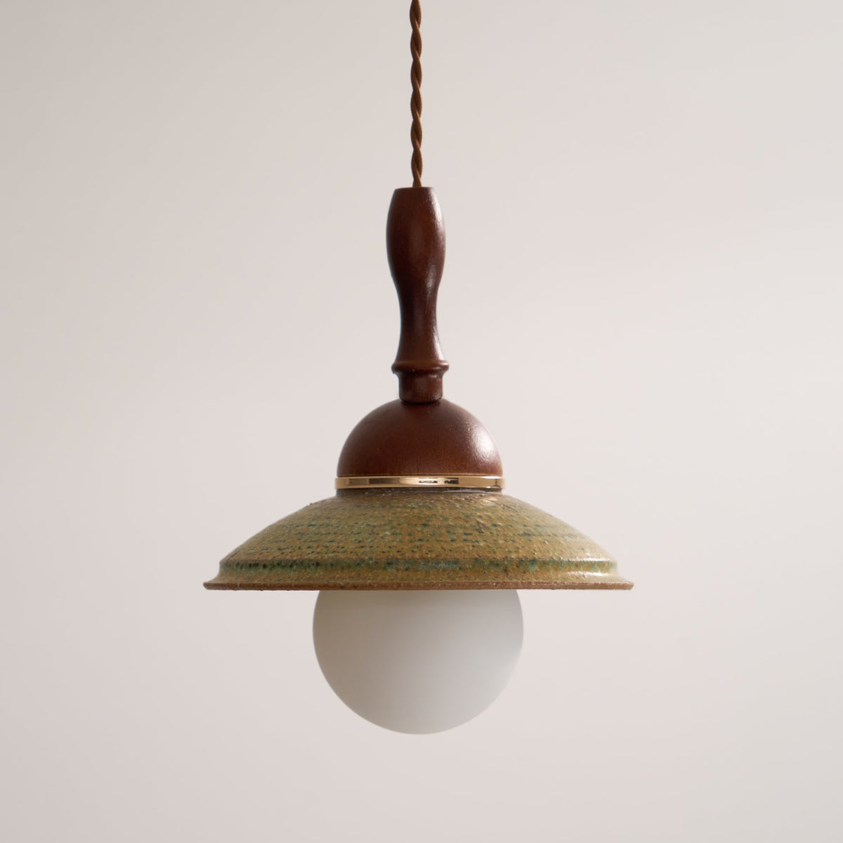 Tarenune Ceramic Pendant Light-Moonnatur