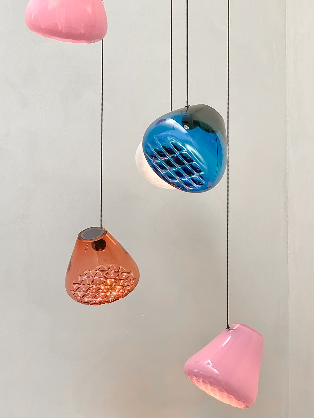 Aldenora Glass Pendant Light-Moonnatur