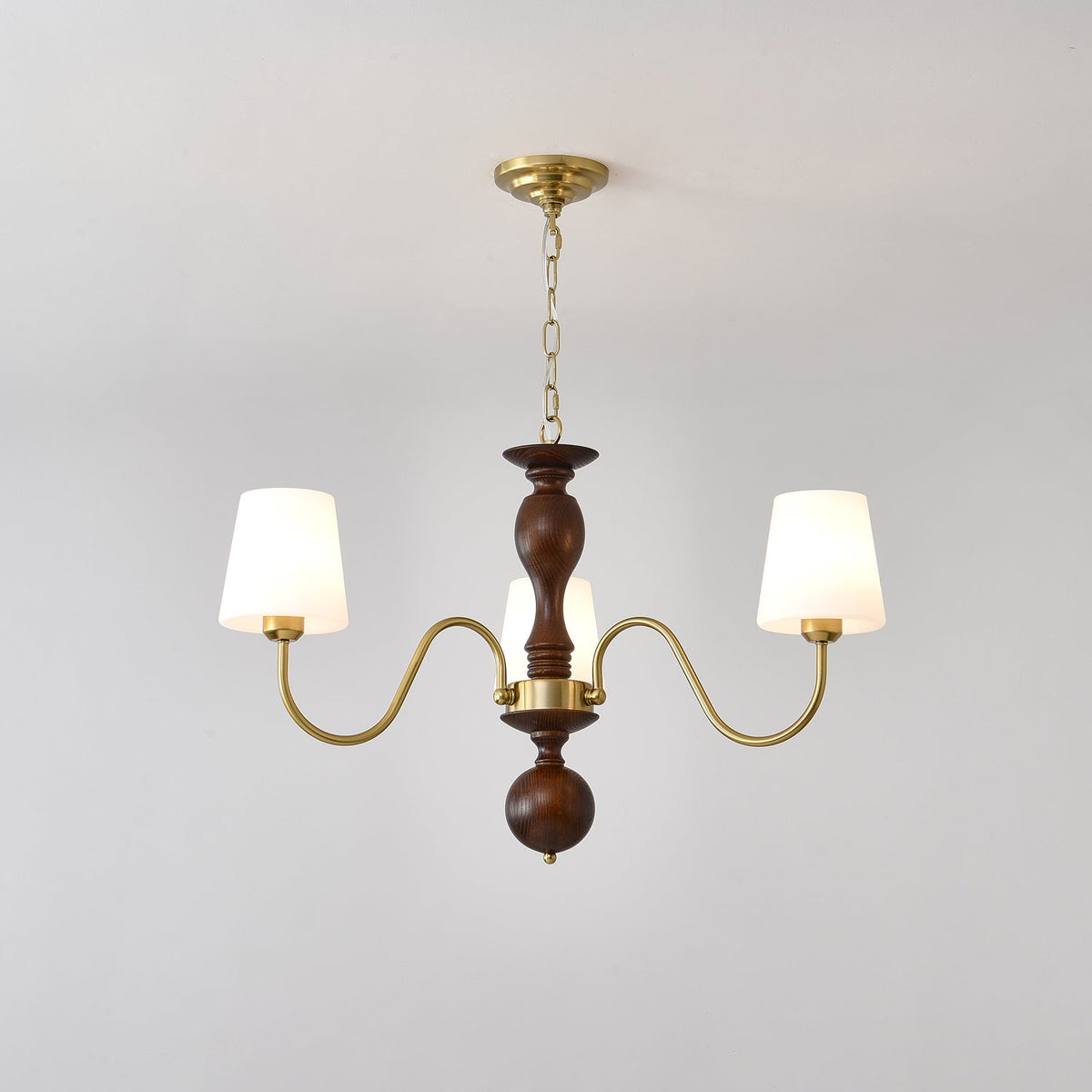 Caldereth Wood Chandelier-Moonnatur