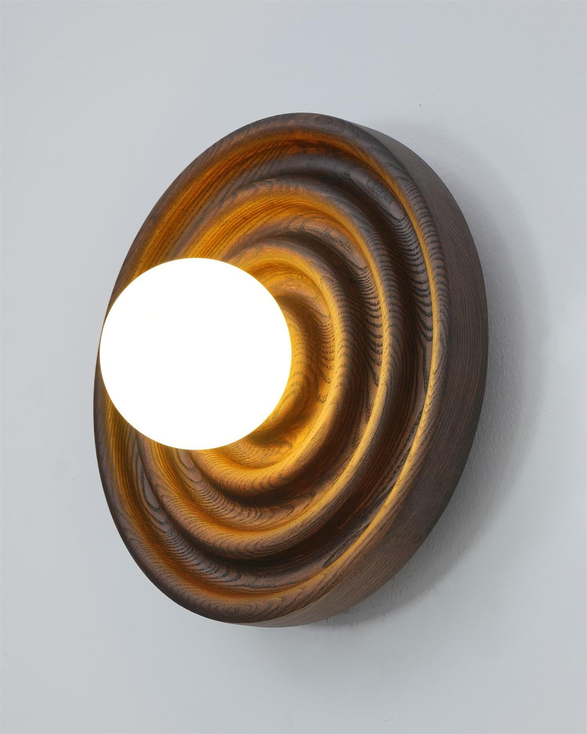 Savenevia Ash Wood Wall Light-Moonnatur