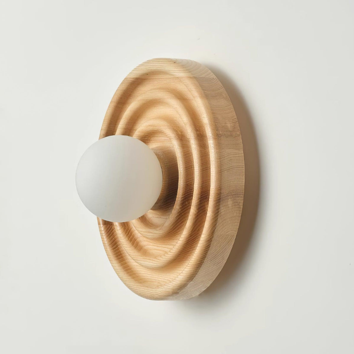 Savenevia Ash Wood Wall Light-Moonnatur