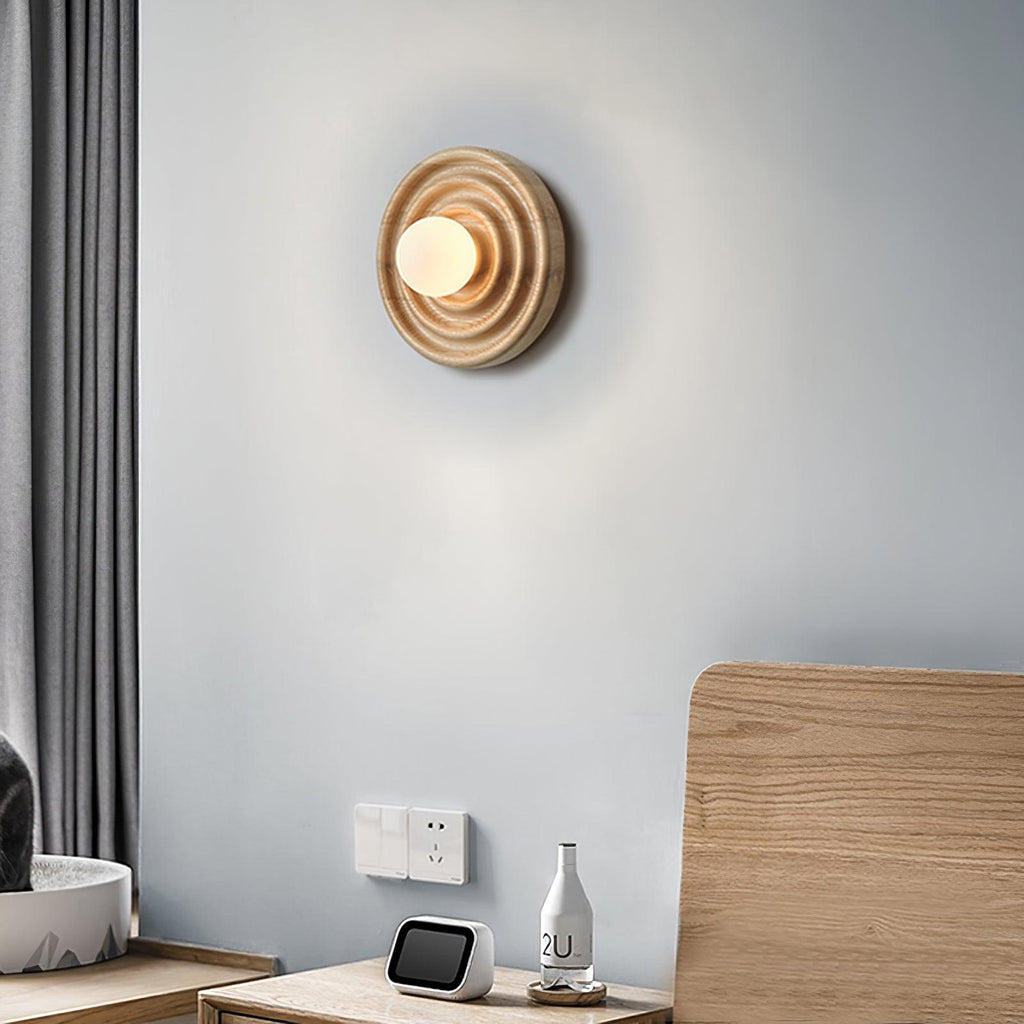 Savenevia Ash Wood Wall Light-Moonnatur