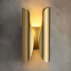 Verrenlyn Brass Wall Light-Moonnatur