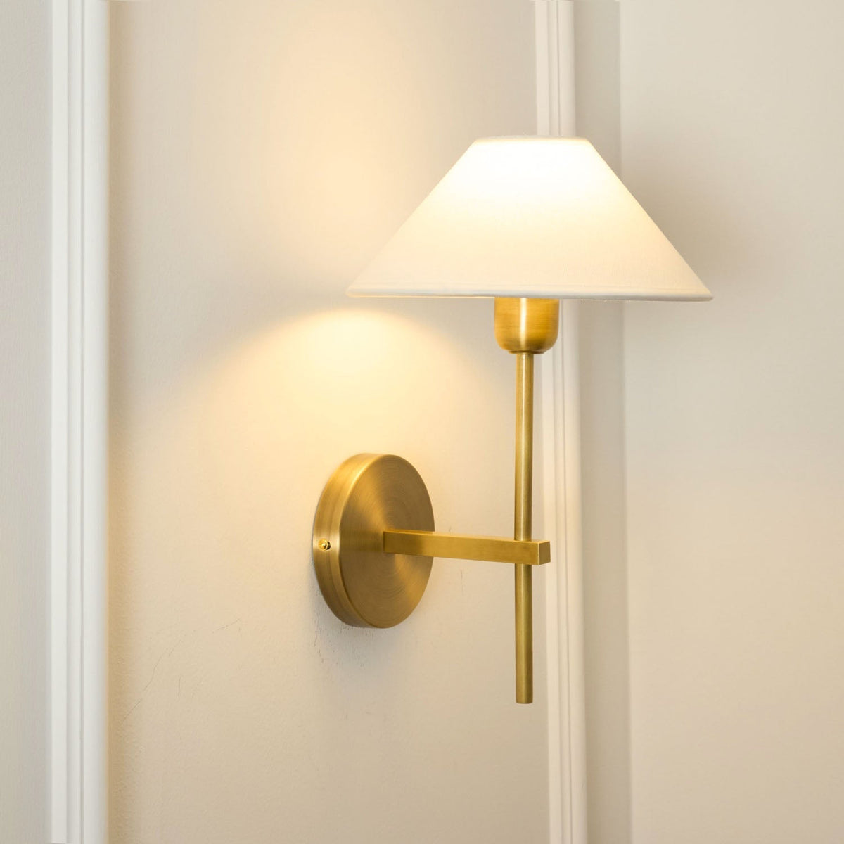 Whitenorie Fabric Wall Light-Moonnatur