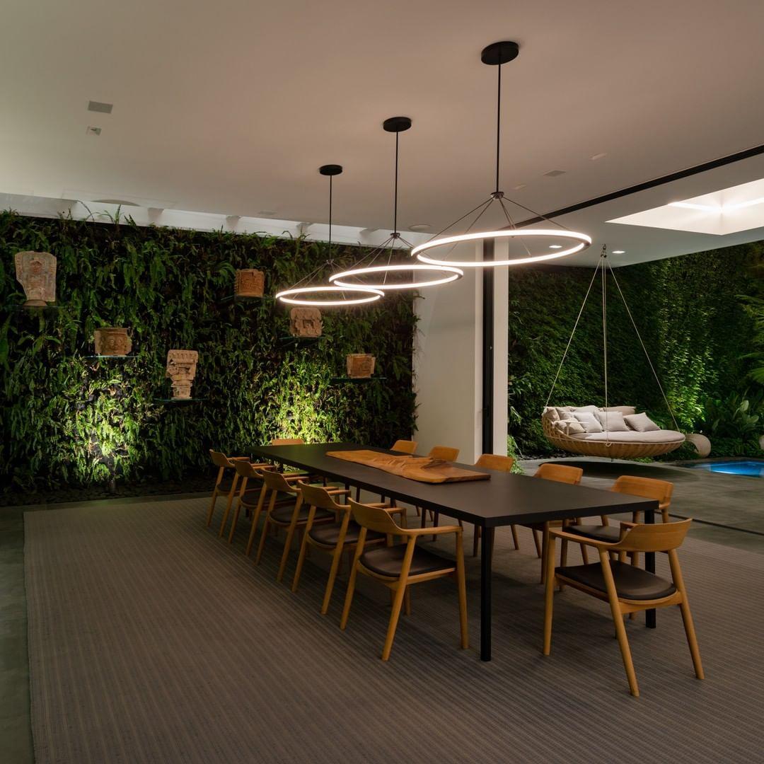 Coraia Metal Pendant Light-Moonnatur