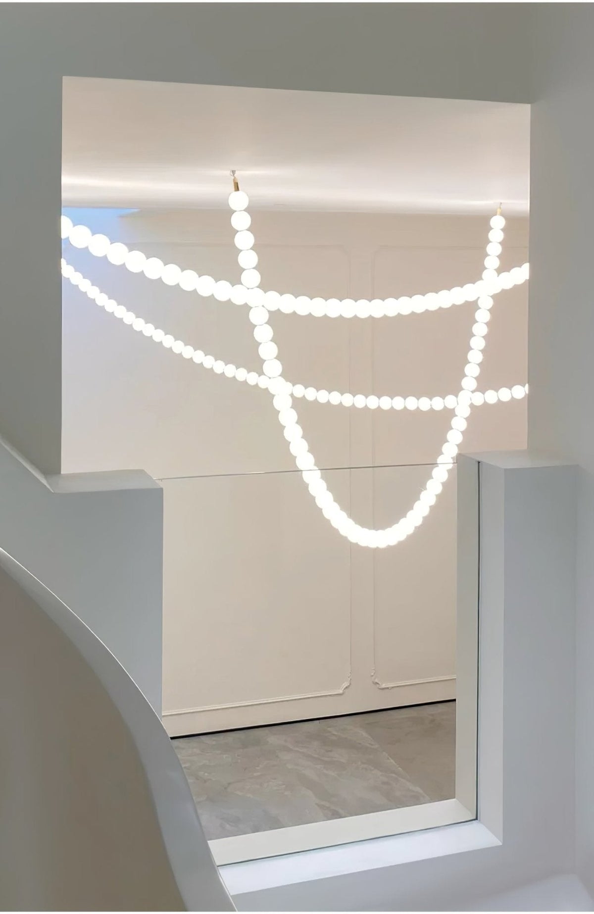 Gildenora Acrylic Chandelier-Moonnatur