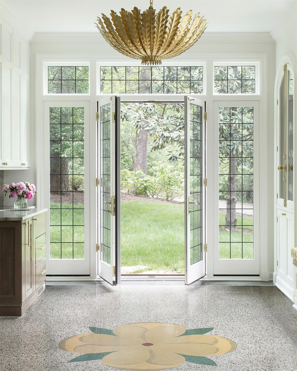 Ashenwren Metal Chandelier-Moonnatur