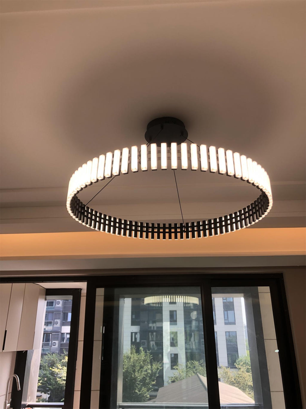 Grevis Acrylic Chandelier-Moonnatur