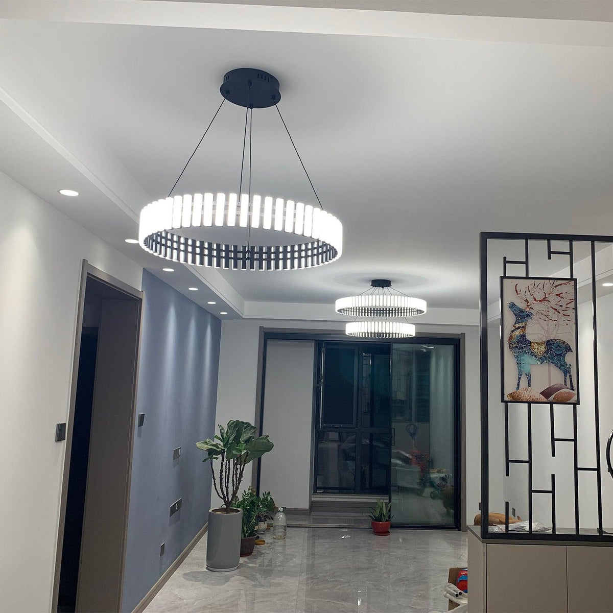 Grevis Acrylic Chandelier-Moonnatur