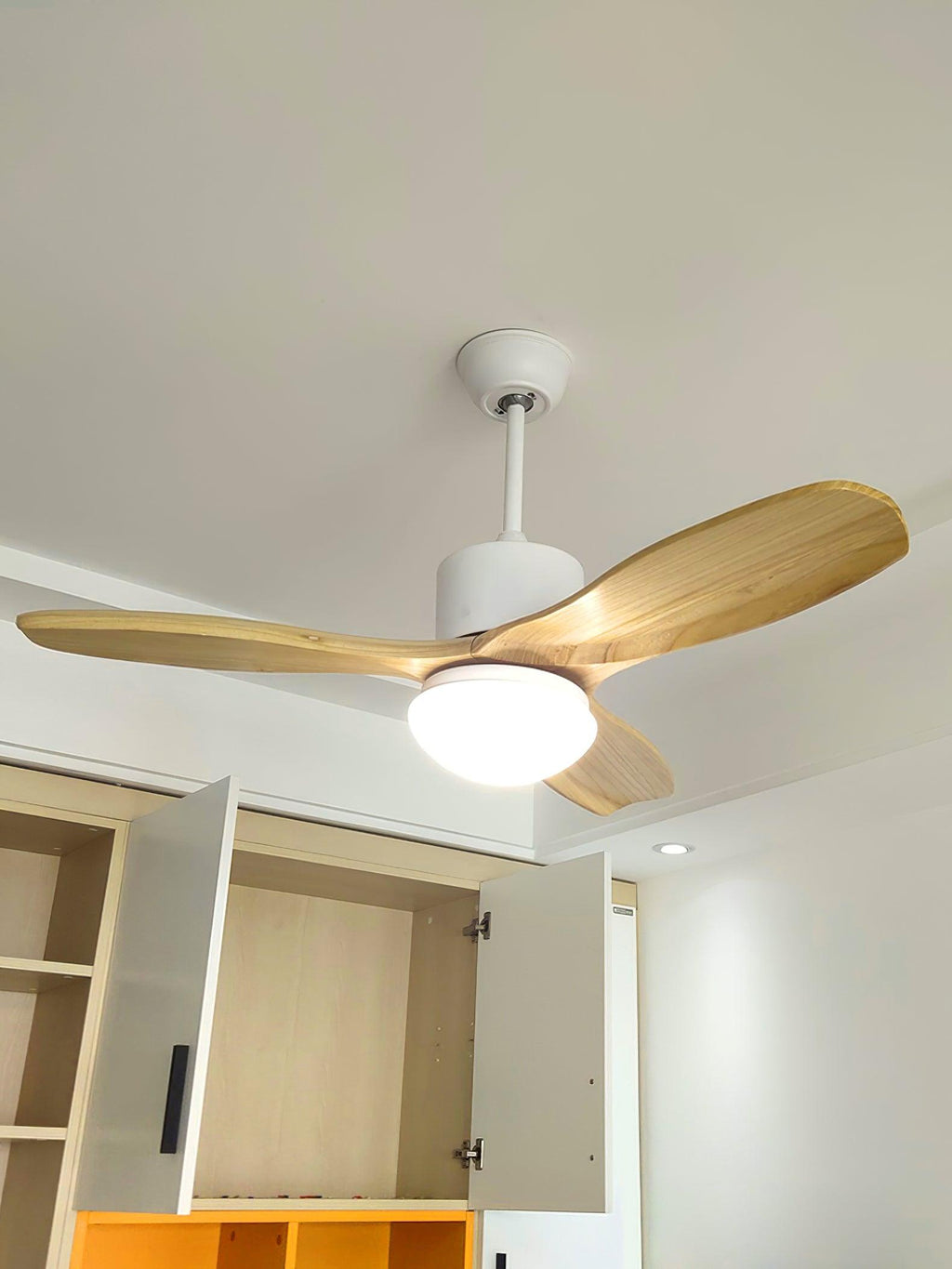 Treveniel Wood Ceiling Fan-Moonnatur