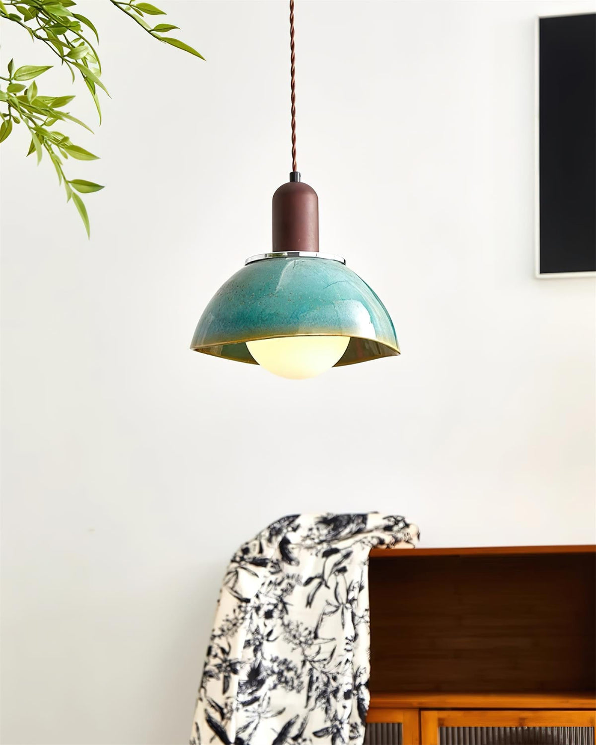 Emrenara Ceramic Pendant Light-Moonnatur