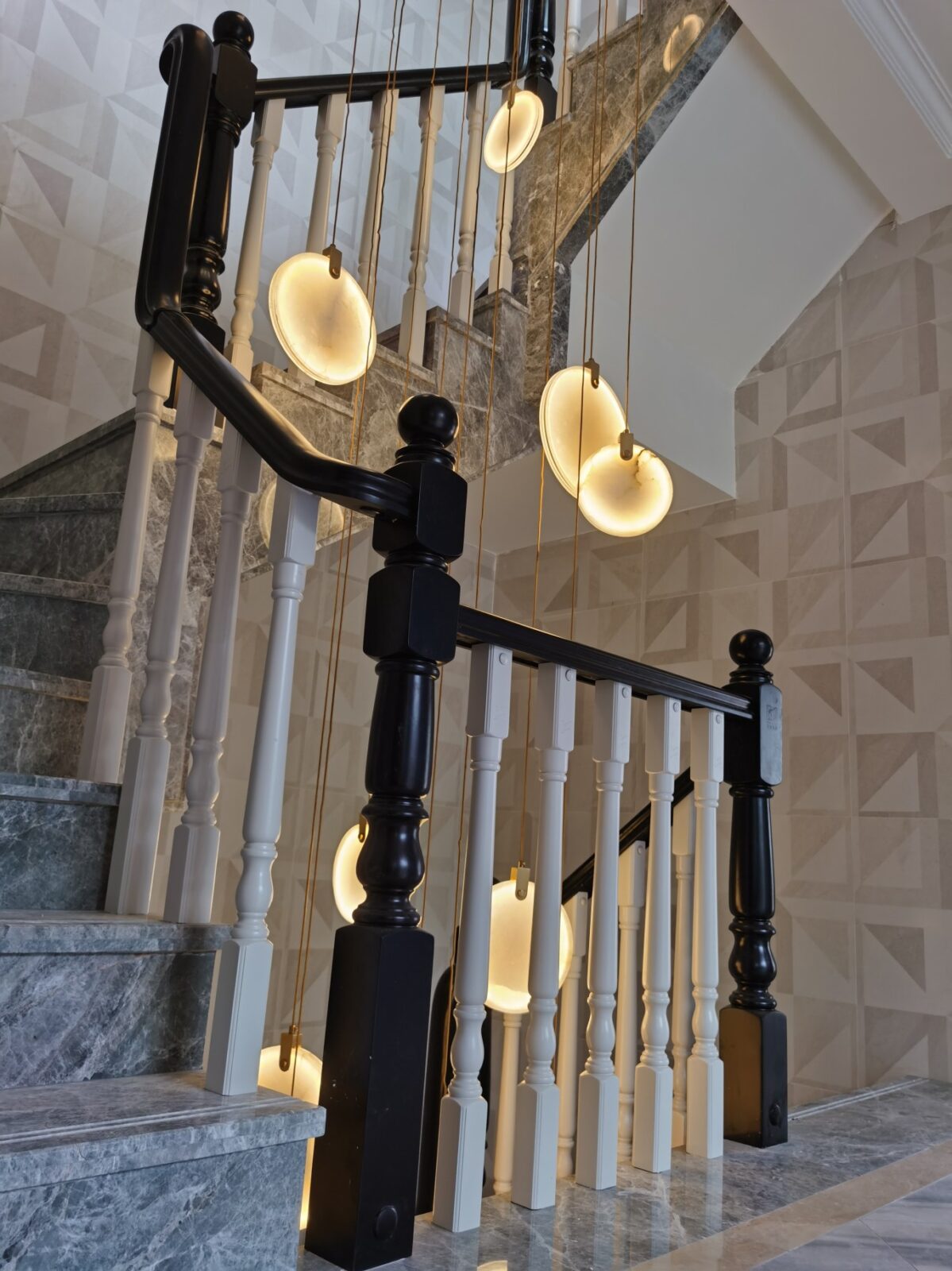 Nethenaria Alabaster Pendant Light-Moonnatur