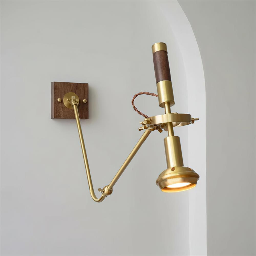 Avrenwren Brass Wall Light-Moonnatur