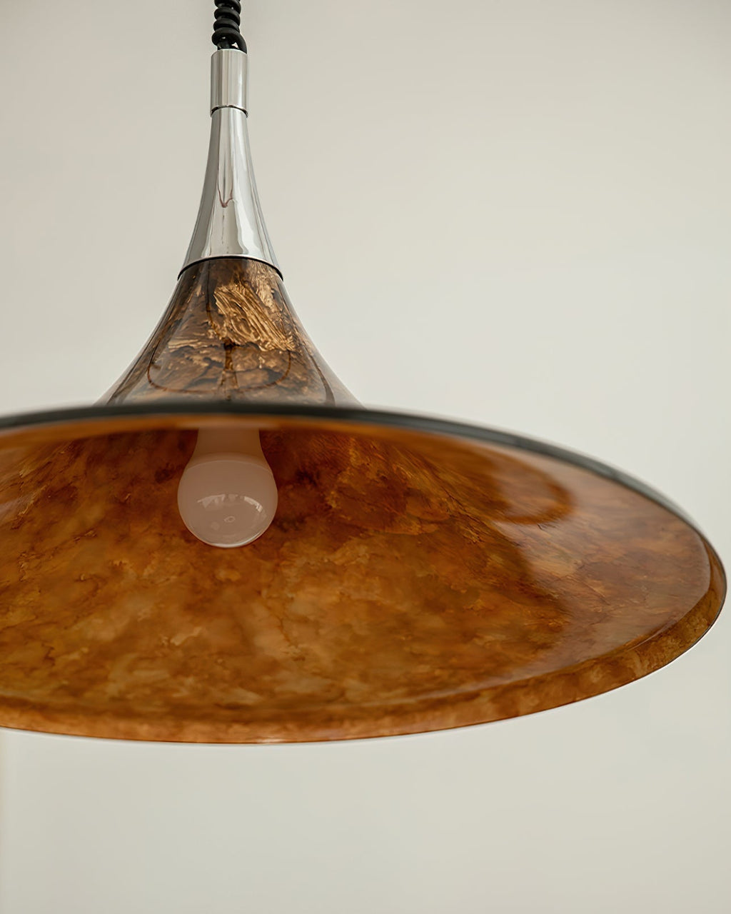 Ravelina Acrylic Pendant Light-Moonnatur