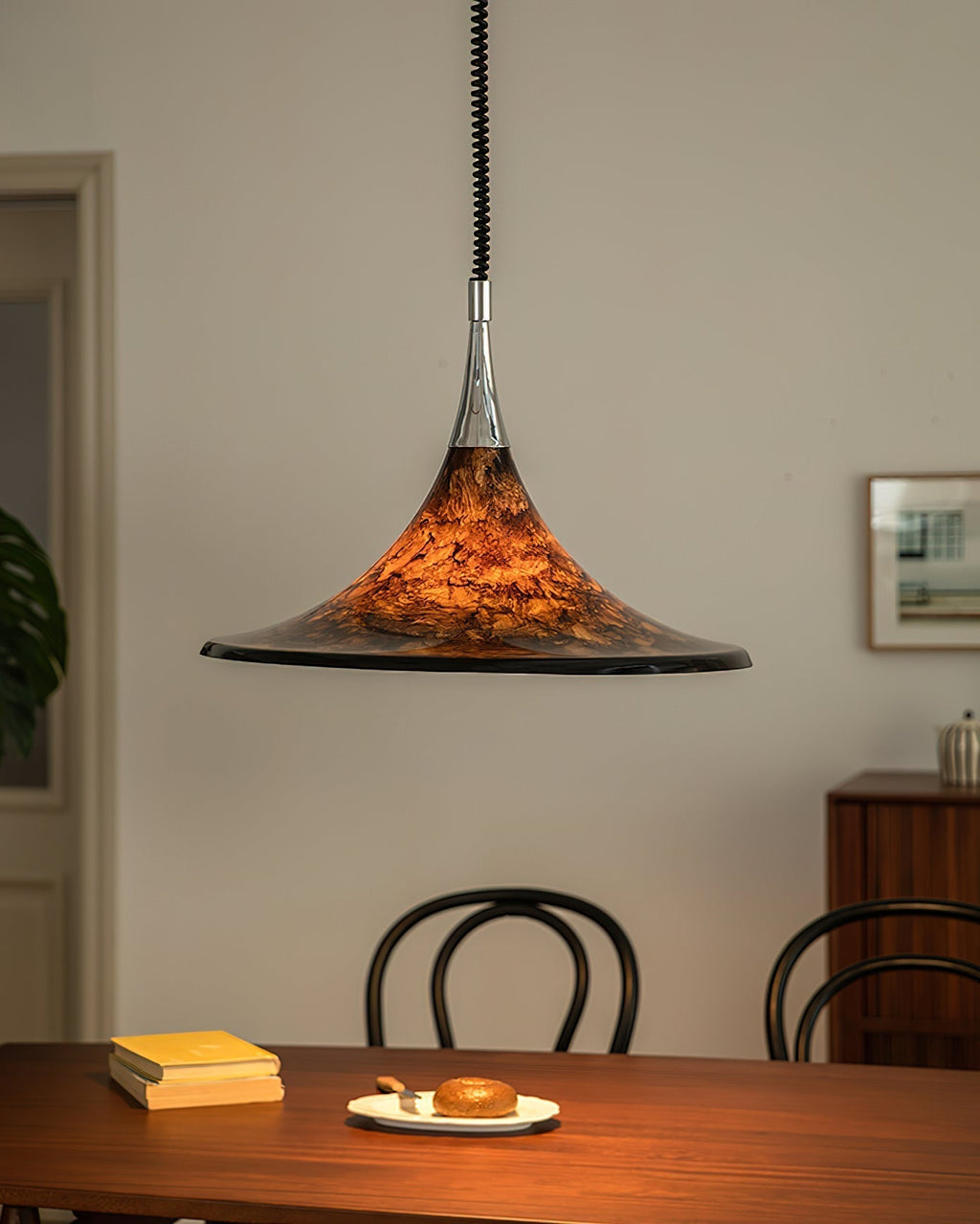 Ravelina Acrylic Pendant Light-Moonnatur