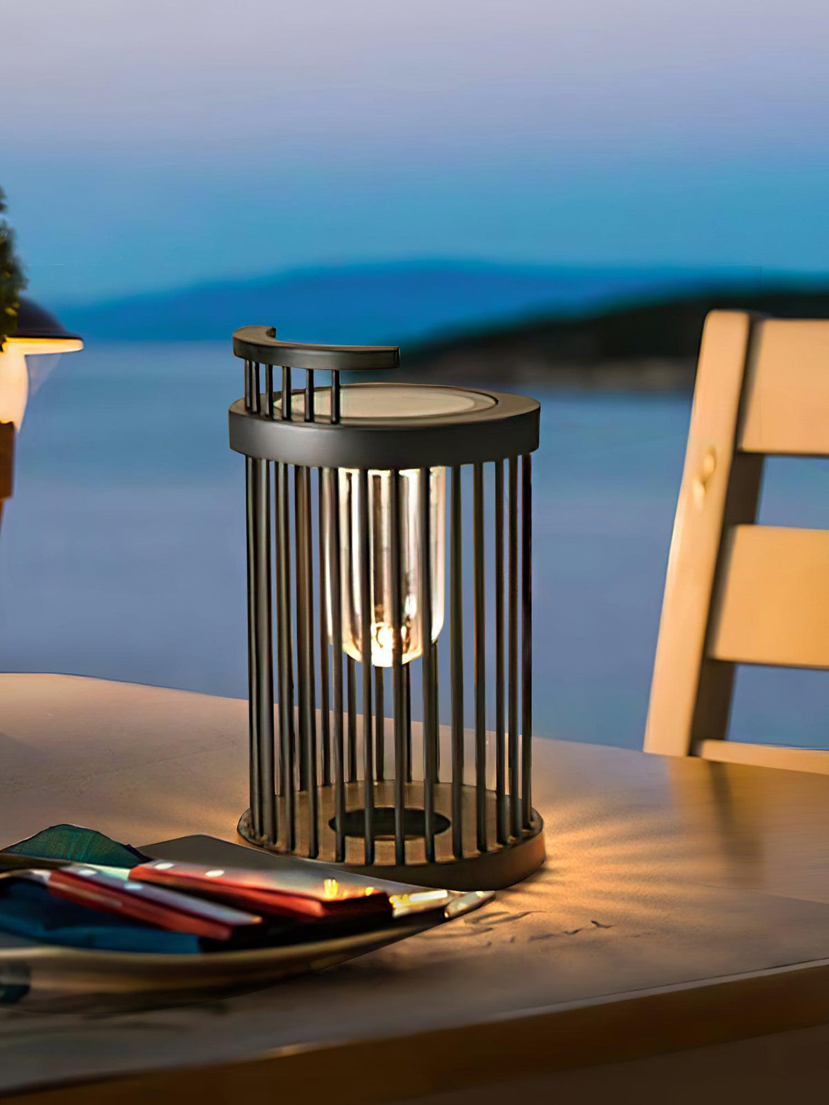 Maeleth Stainless Steel Outdoor Light-Moonnatur