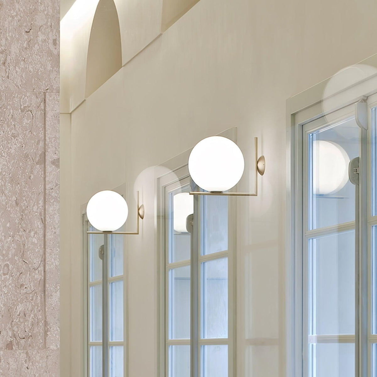 Alwynera Glass Wall Light-Moonnatur