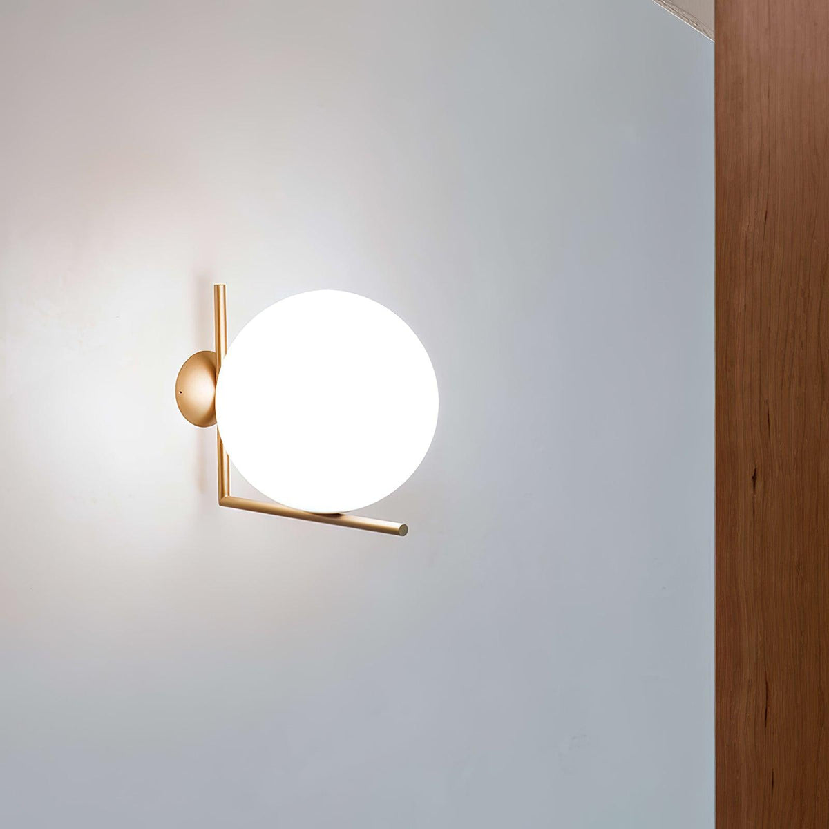 Alwynera Glass Wall Light-Moonnatur