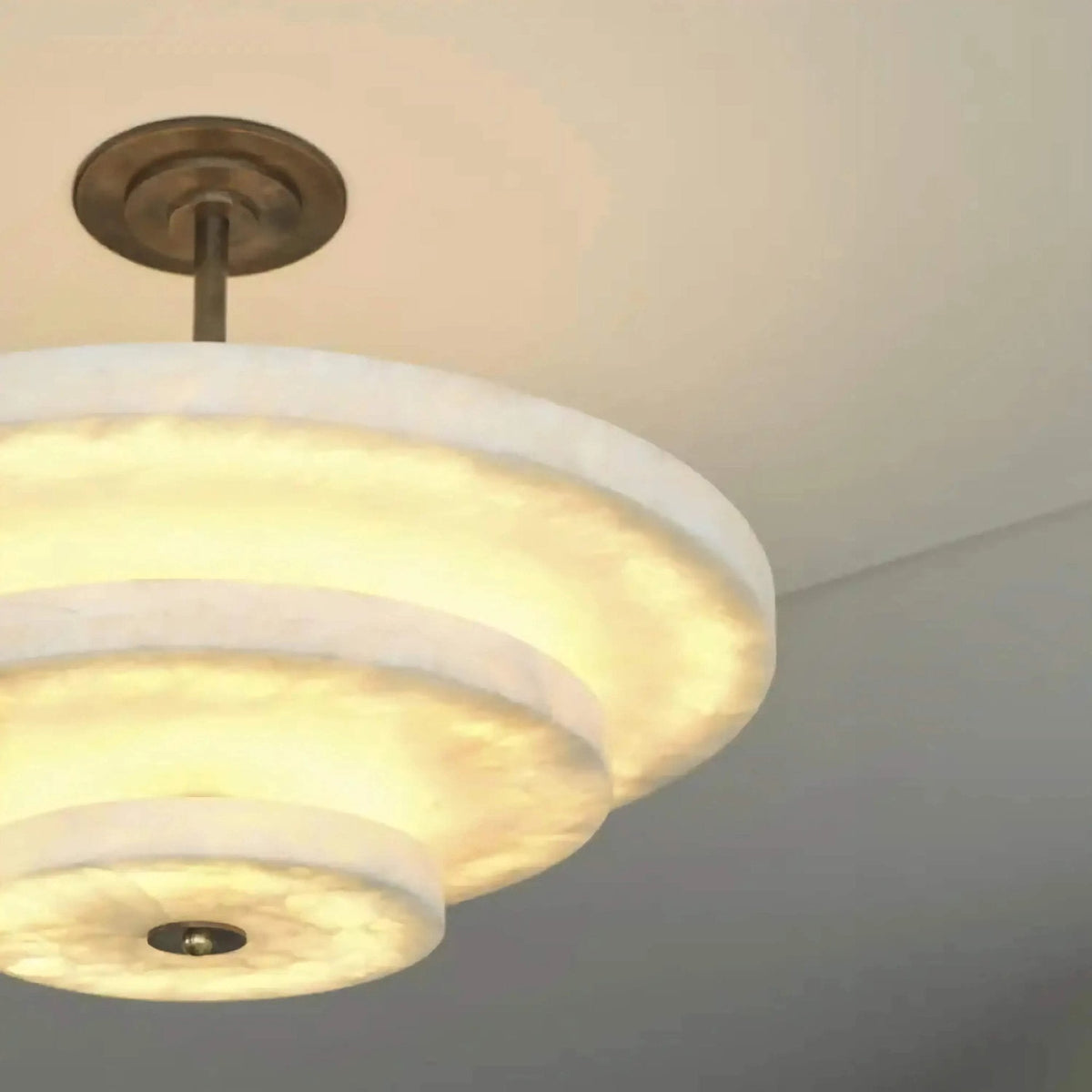 Yarrelholm Alabaster Chandelier-Moonnatur