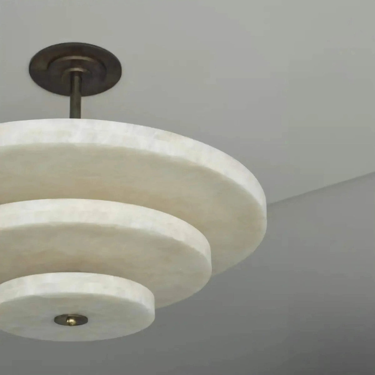 Yarrelholm Alabaster Chandelier-Moonnatur