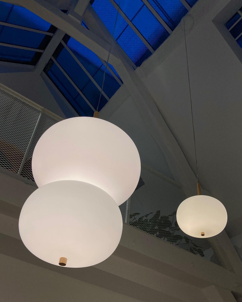 Wrenora Glass Pendant Light-Moonnatur
