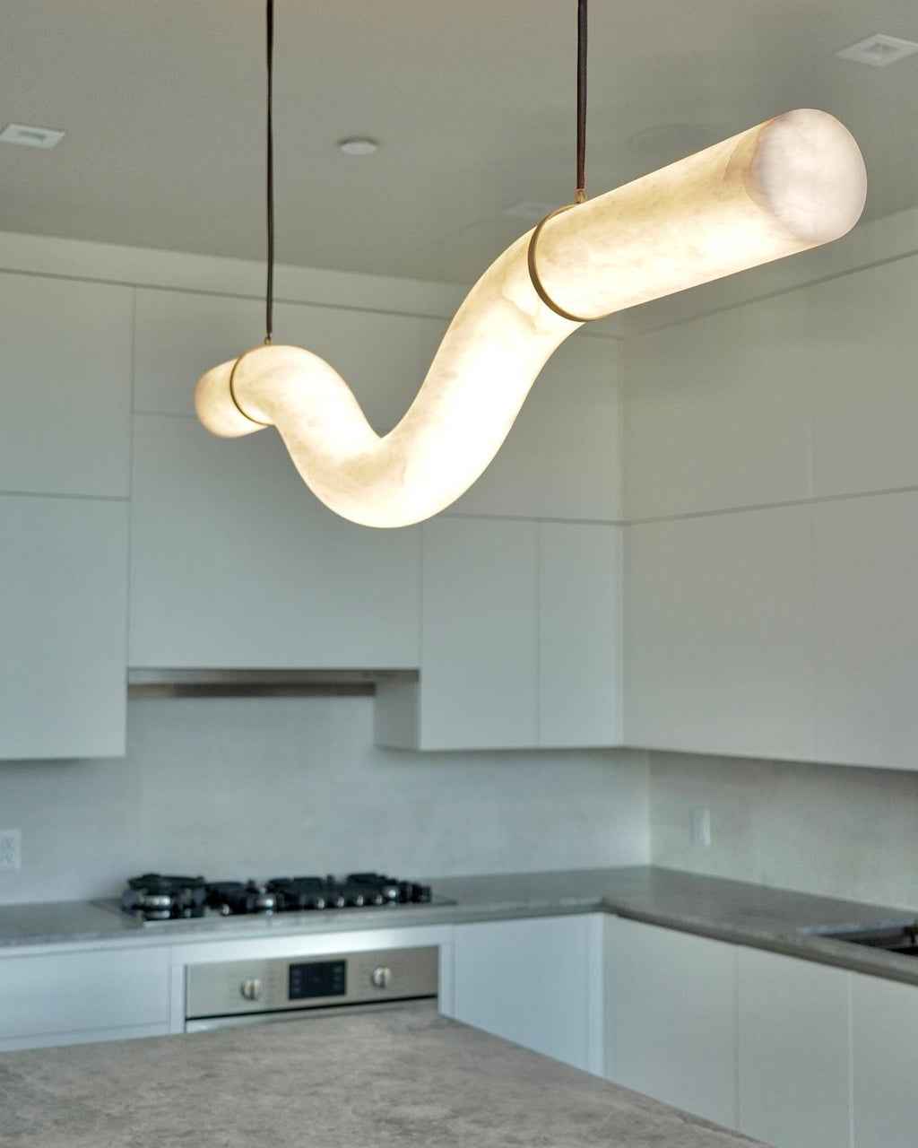 Torrenevia Alabaster Pendant Light-Moonnatur