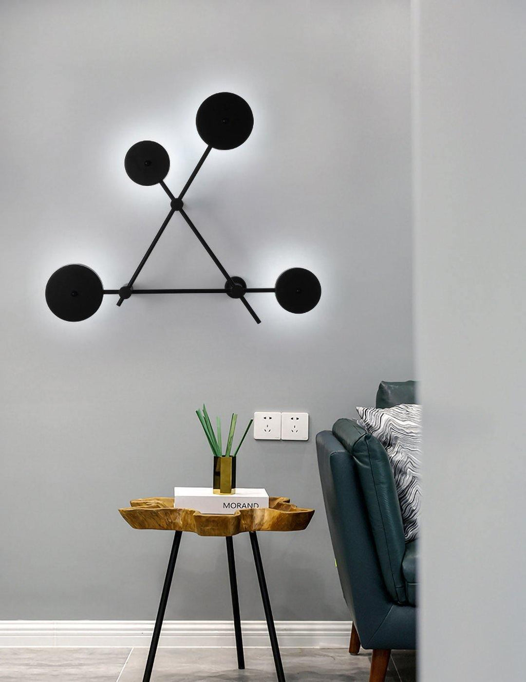 Zarenlyn Acrylic Wall Light-Moonnatur